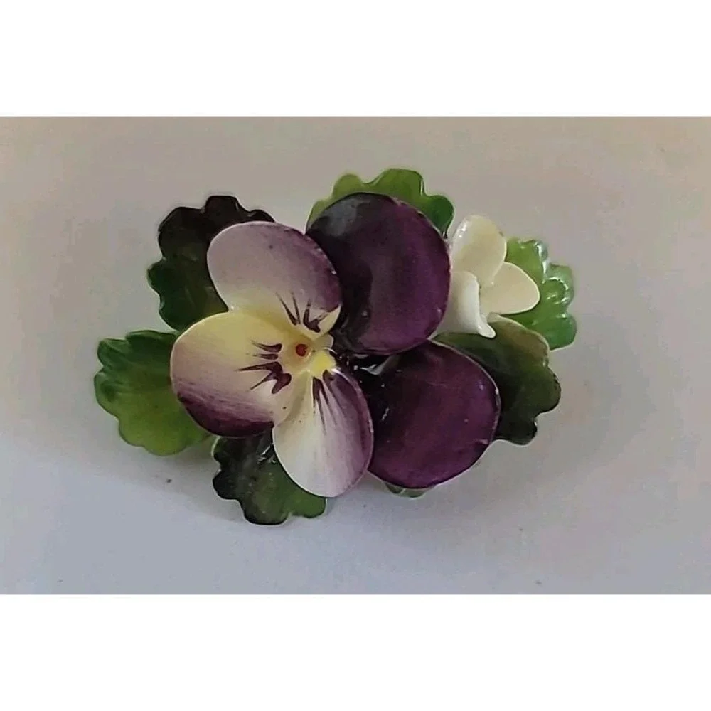 Vintage Cara Bone China Staffordshire Fine‎ Flower Brooch England Pin Statement